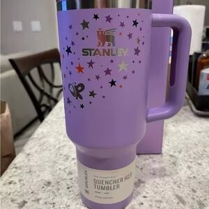 Stanley Purple Quencher H2.0 Tumbler
